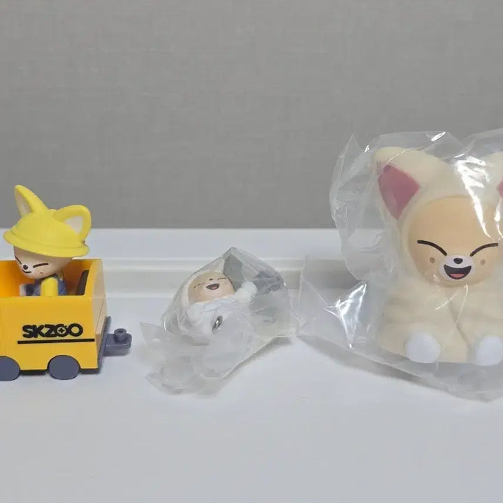 [BUNJANG] Stray Kids SKZOO Foxiny Gacha Set / 스키즈 스키주 가챠 폭시니 세트