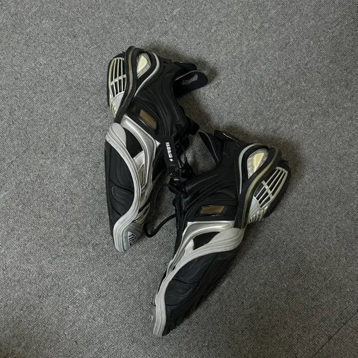 [BUNJANG] Balenciaga Tyrex 41 / 발렌시아가 타이렉스 41