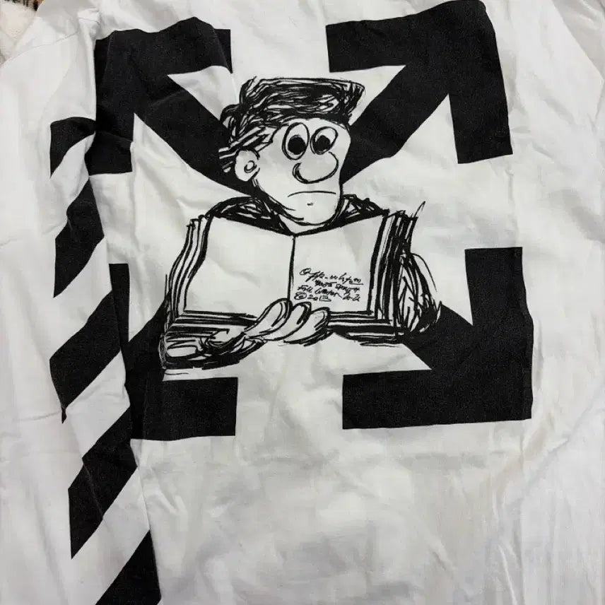 [SOLD OUT] 정품 어프화이트 파스칼 애로우티셔츠