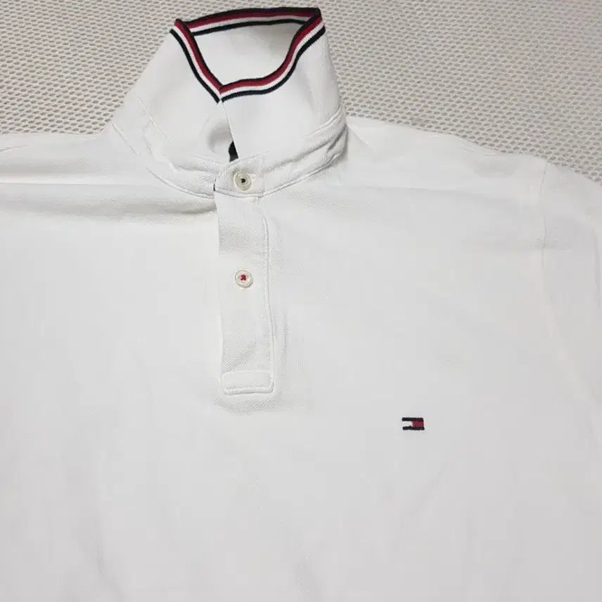 [BUNJANG] Tommy Hilfiger T-Shirt Size 100 / 타미힐피거 반팔티 사이즈100