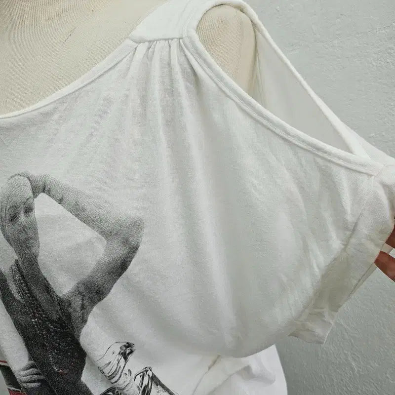 [BUNJANG] Vintage White Graphic Print Blouse - Size 66 / 블라우스 여 66 J6231