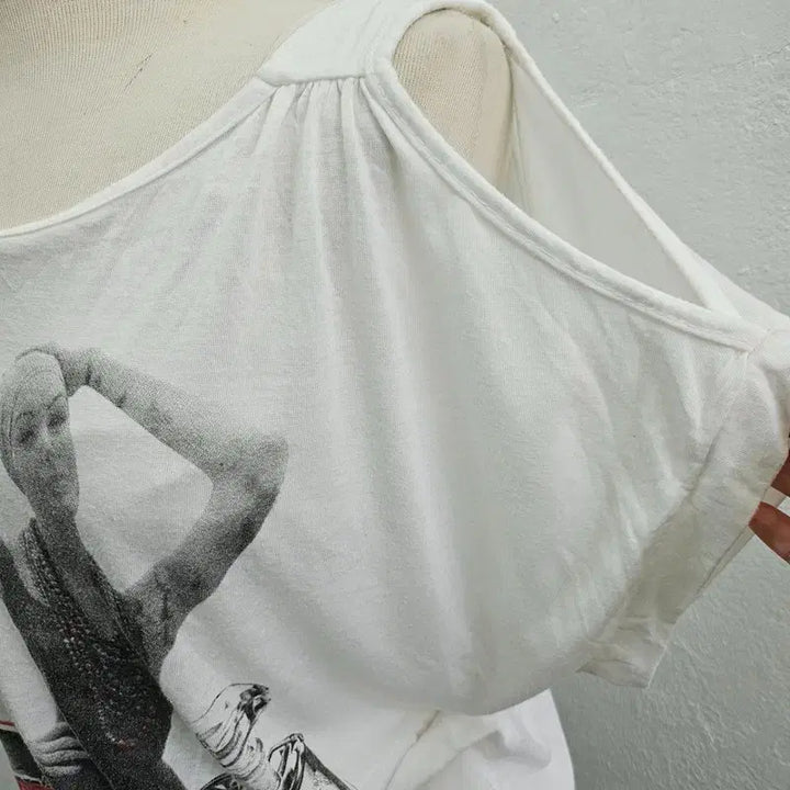 [BUNJANG] Vintage White Graphic Print Blouse - Size 66 / 블라우스 여 66 J6231