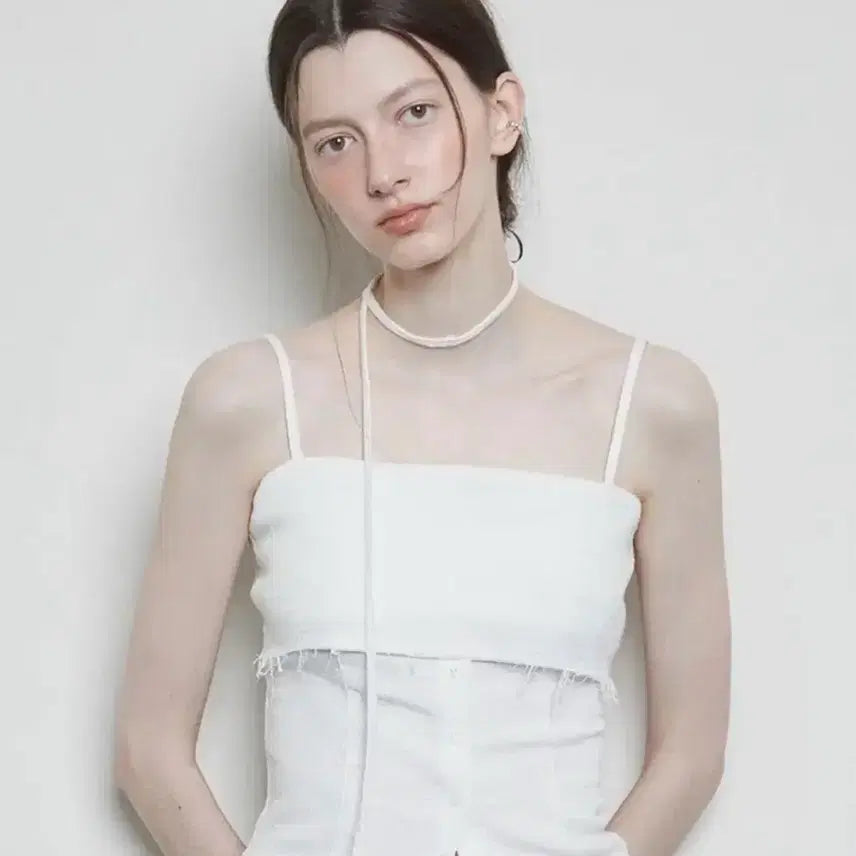 [BUNJANG] Latizen L3 Three-Button Sleeveless Ivory Top / 새상품) 라티젠 L3 쓰리버튼 슬리브리스 끈 나시 아이보리 탑