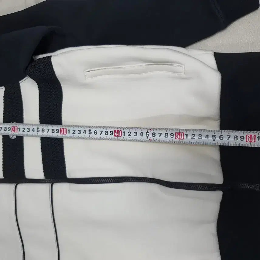 [BUNJANG] Lacoste Colorblock Texture Panel Track Jacket (Black/White, M) / 라코스테 집업 배색 텍스처 패널 매치 트랙 자켓 블랙 화이트 m