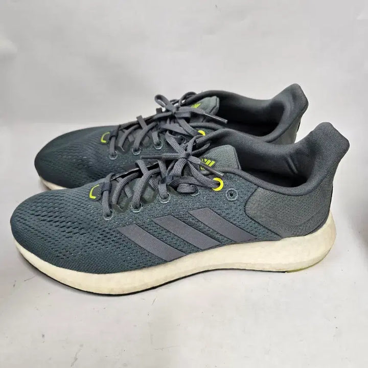 [BUNJANG] Adidas Running Shoes Gray 265 / 아디다스 런닝화 265 그레이