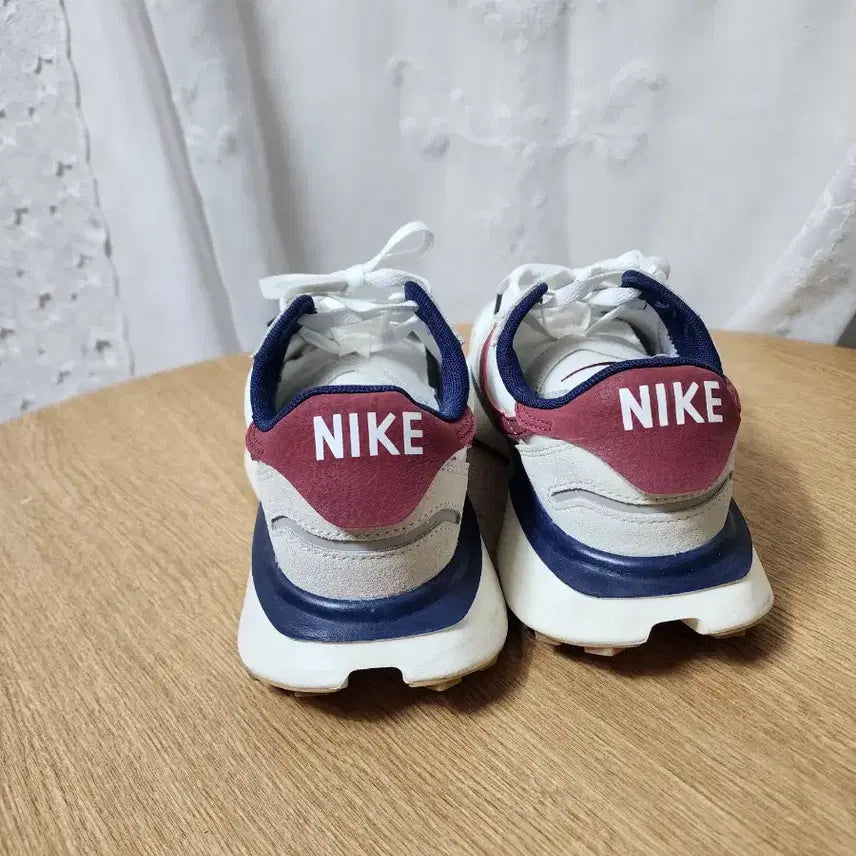 [BUNJANG] Nike Phoenix Waffle / 나이키 피닉스 와플 라이트본 240사이즈