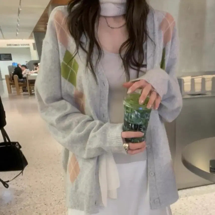 [BUNJANG] Poster Argyle Cardigan Grey / 포스터 박시 아가일 가디건 그레이