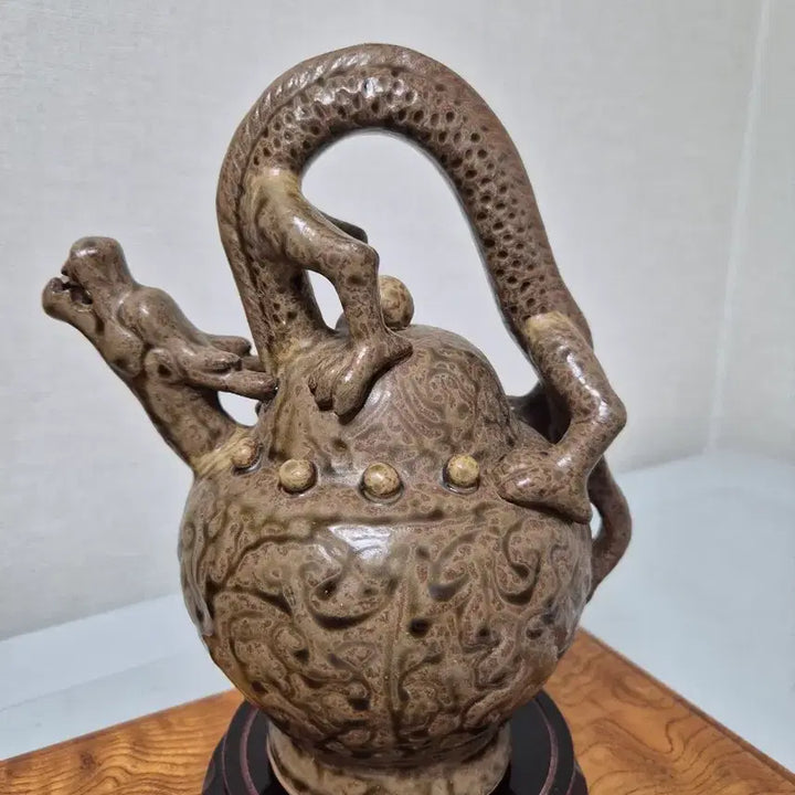 [BUNJANG] Yongcheonyo Celadon Dragon Inkstone / 용천요 연적