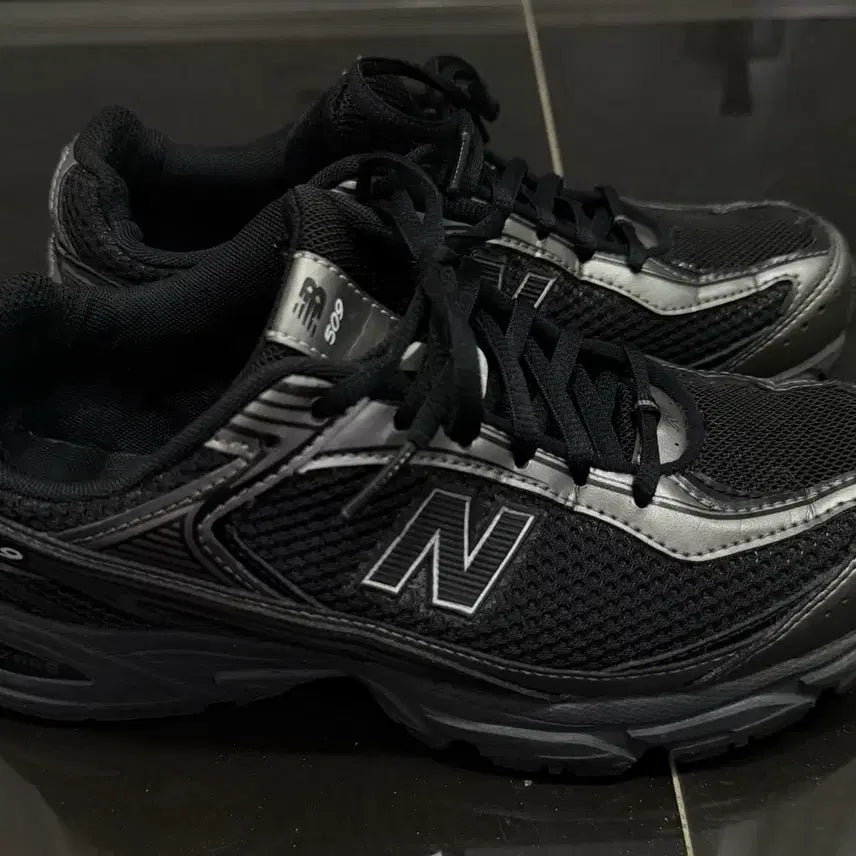 [BUNJANG] New Balance 509 Running Shoes Black / 뉴발란스 런닝화 509 검정