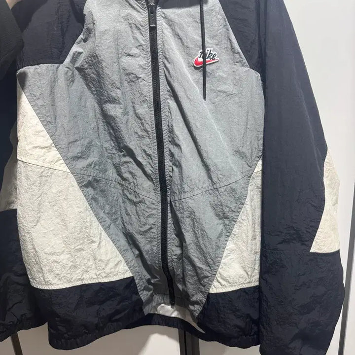 [BUNJANG] Nike Windbreaker Jacket / 나이키 바람막이