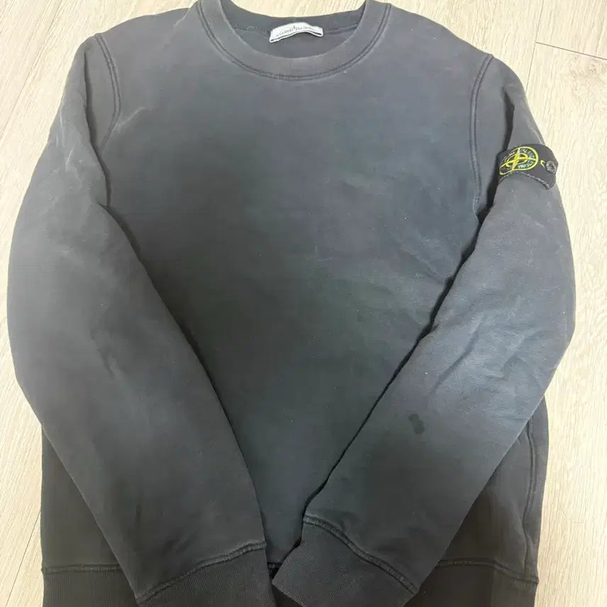 [BUNJANG] Stone Island Black Sweatshirt M / 스톤아일랜드 블랙 맨투맨