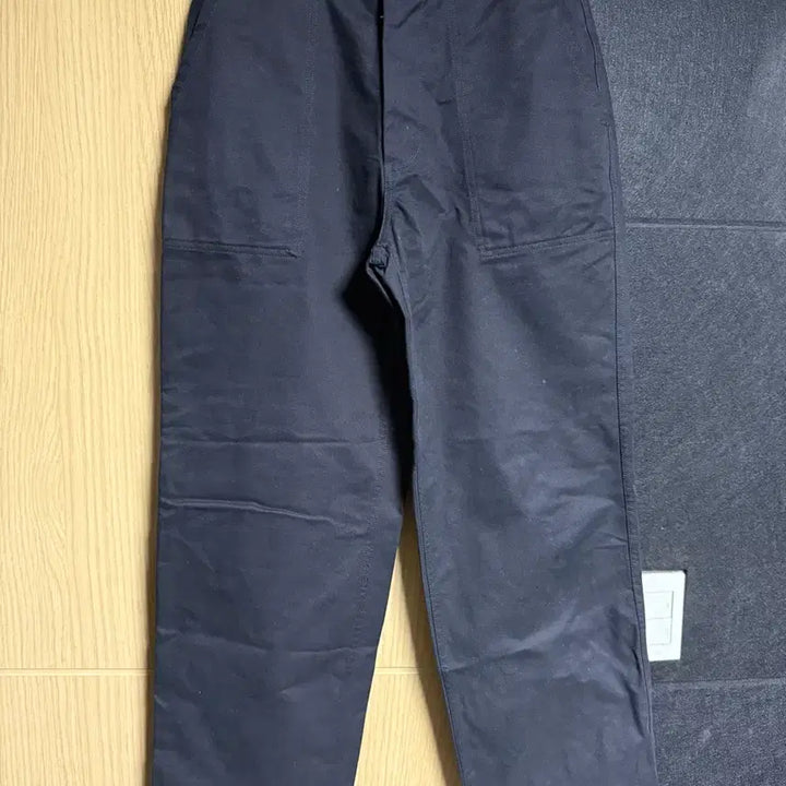 [BUNJANG] Outstanding Black Fatigue Chino Pants / 아웃스탠딩 블랙 퍼티그 치노 팬츠