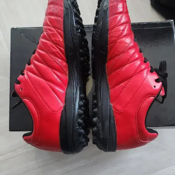 [BUNJANG] Athleta A005 Futsal Shoes 250mm / 아슬레타 a005 풋살화 250