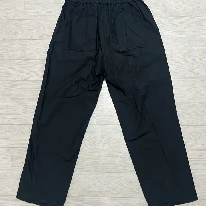 [BUNJANG] Holysun Resort Pants Black L / 홀리선 리조트 팬츠 블랙 L 사이즈