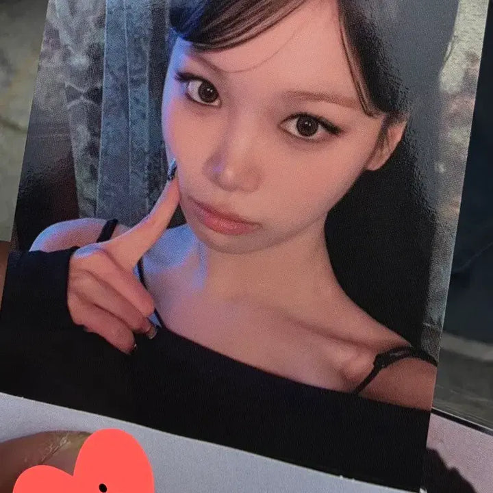 [BUNJANG] LE SSERAFIM Kim Chaewon Celebration Studio Photocard Set / 르세라핌 김채원 celebration 공방포카 +아기포카세트+키링
