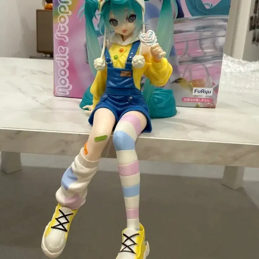 [BUNJANG] Hatsune Miku Lollipop Figure / 하츠네미쿠 롤리팝