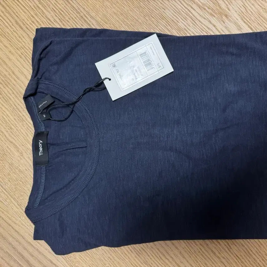 [BUNJANG] Theory Essential T-Shirt Charcoal Grey M Size / 띠어리 먹색 에센셜 티 M 사이즈