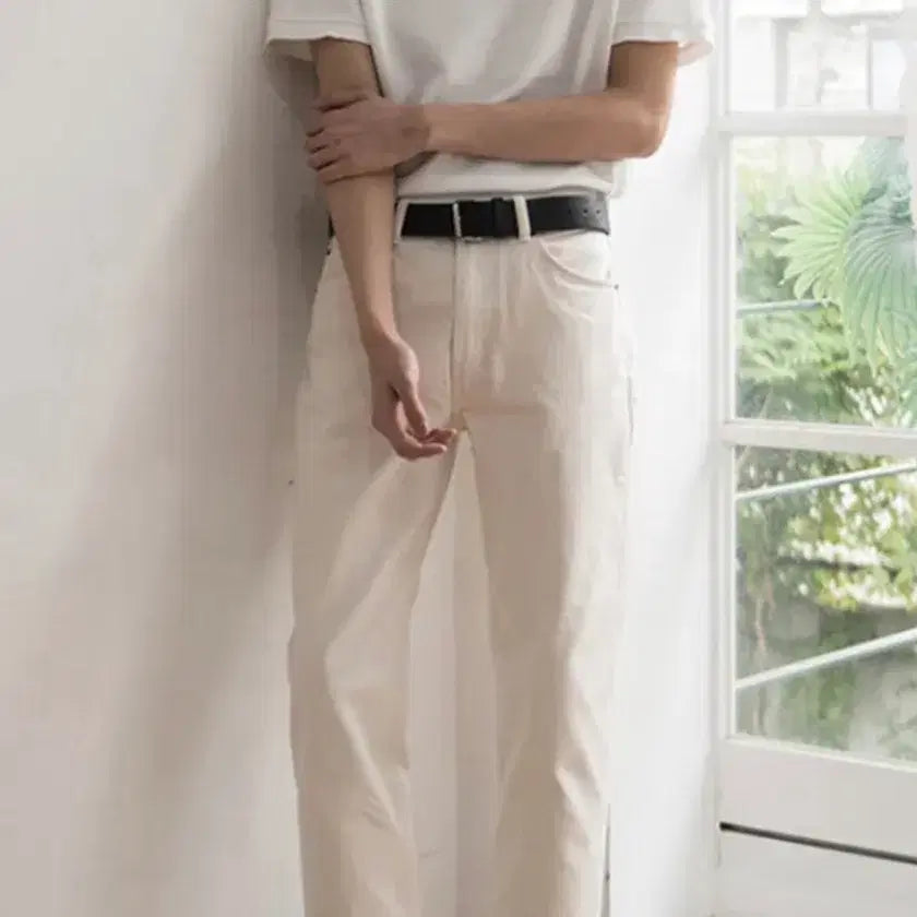 [BUNJANG] Modenine Stellar White MOD1 Crop Jeans - Size 32 / 모드나인 Stellar White - MOD1 crop 32사이즈 31