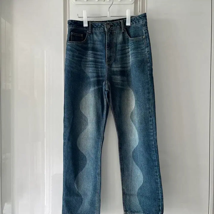 [BUNJANG] Extraordinary Denim L Laser Printing Wave Washing / 엑스트라오디너리 데님 L 레이저 프린팅 물결 워싱