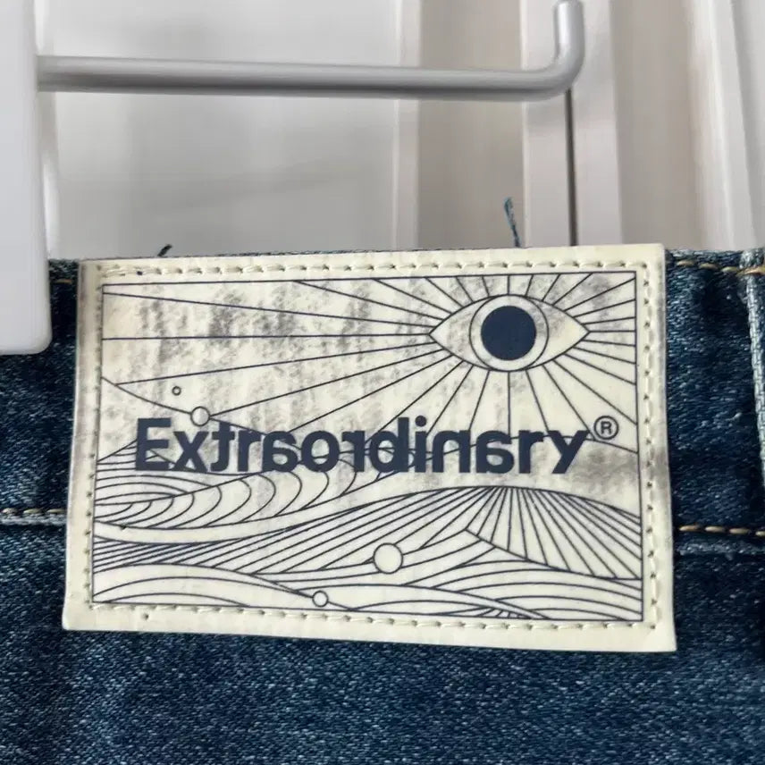 [BUNJANG] Extraordinary Denim L Laser Printing Wave Washing / 엑스트라오디너리 데님 L 레이저 프린팅 물결 워싱