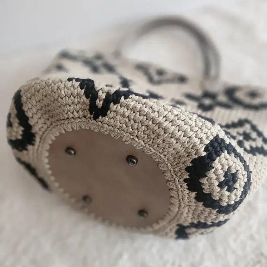 [BUNJANG] Handmade Knit Raffia Tote Bag / 핸드메이드 뜨개 토트백입니다