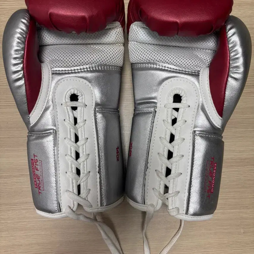 [BUNJANG] Rival RS100 Boxing Gloves 14oz / (급처 1번사용) 오늘만 이가격 라이벌 RS100 복싱 글러브 14온스