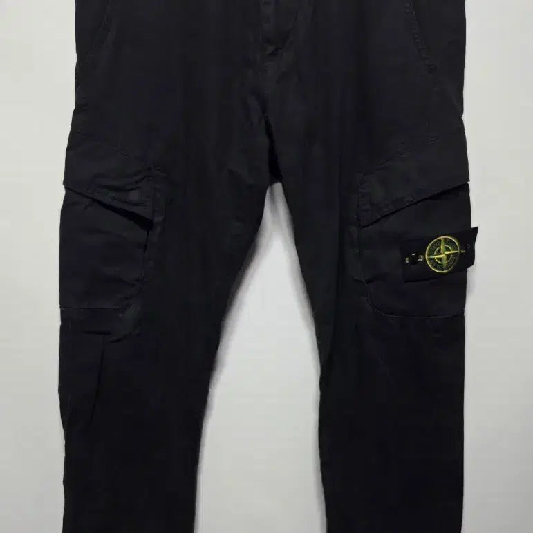 [BUNJANG] Stone Island Black Cargo Pants Size 32 / (32)  스톤아일랜드 블랙 카고 바지