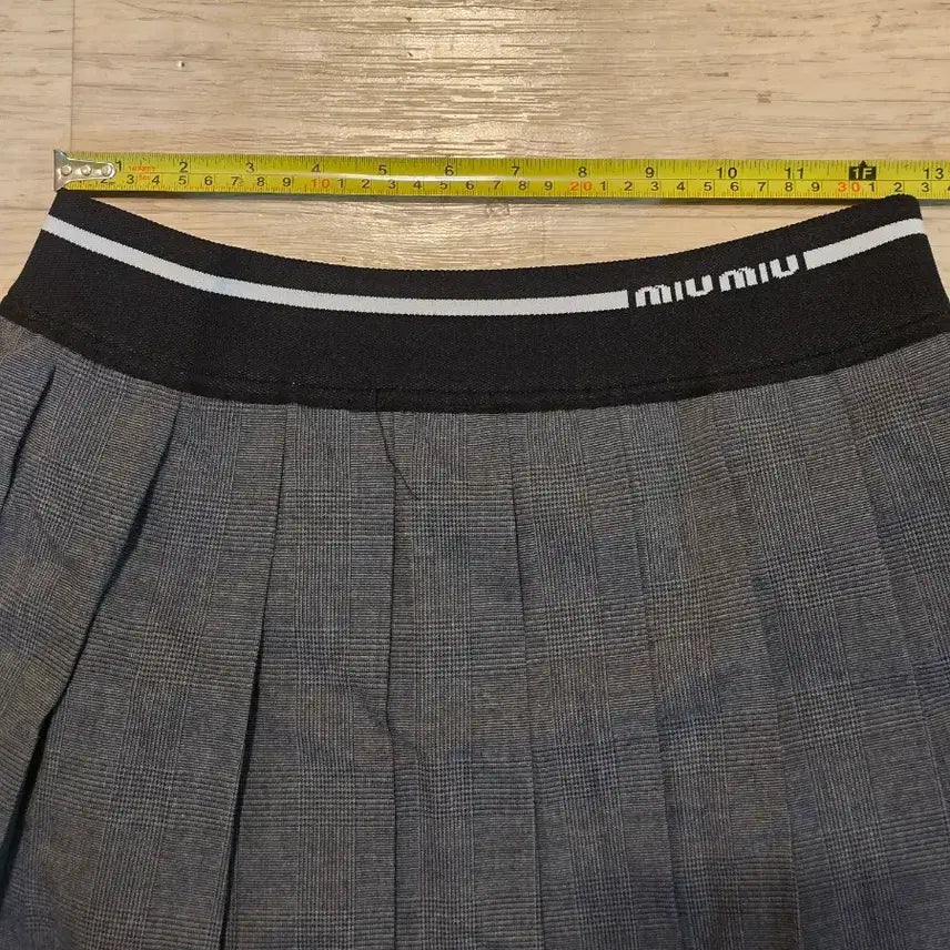 [BUNJANG] Miu Miu Mini Skirt / 미우미우 스커트