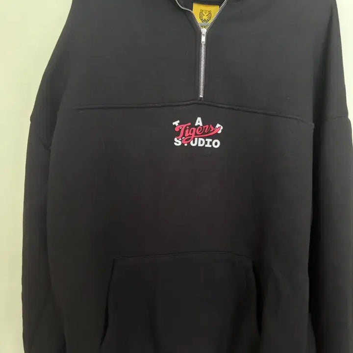 [BUNJANG] Kia Tigers IAAP Half-Zip Sweatshirt / 기아타이거즈 아이앱 반집업 맨투맨