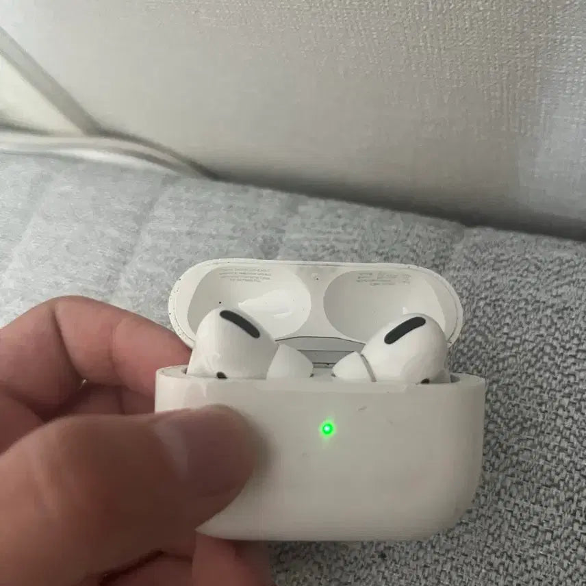 [BUNJANG] Apple AirPods Pro 1st Gen / 에어팟 프로1 급처합니다!! 하자없음