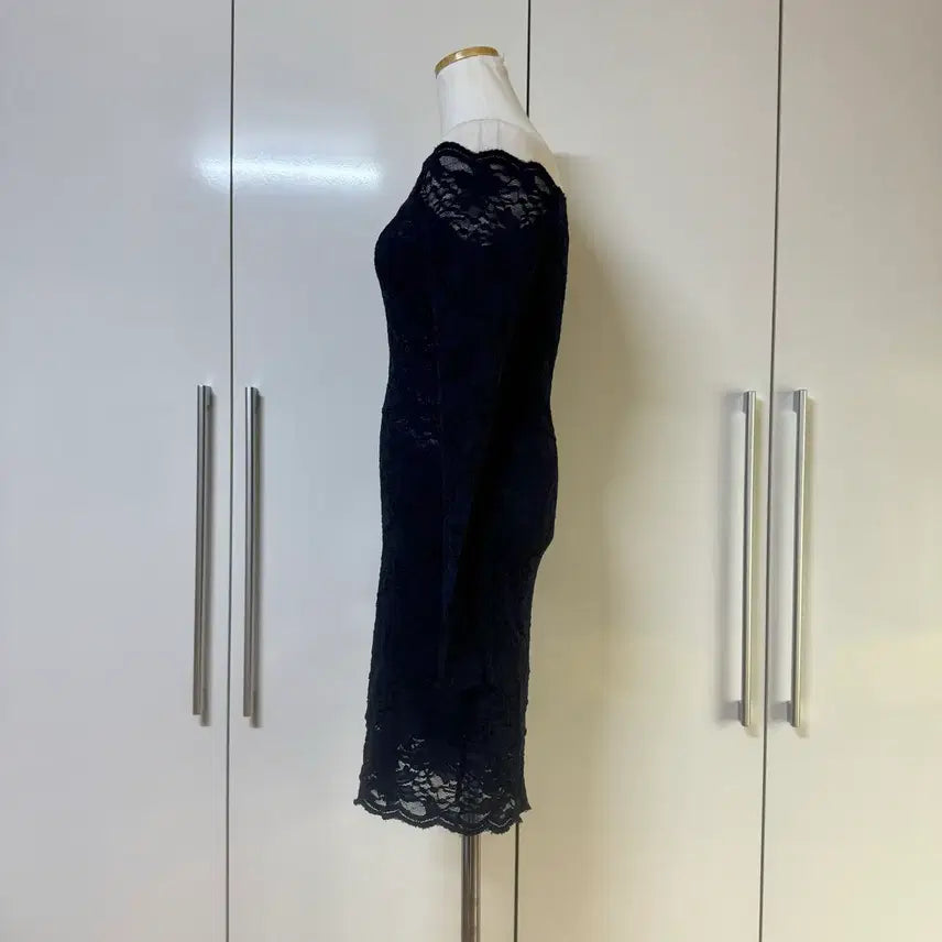 [BUNJANG] Off-Shoulder See-Through Lace Mini Dress Navy / 오프숄더 시스루 레이스 스판 미니 원피스 네이비 강소라
