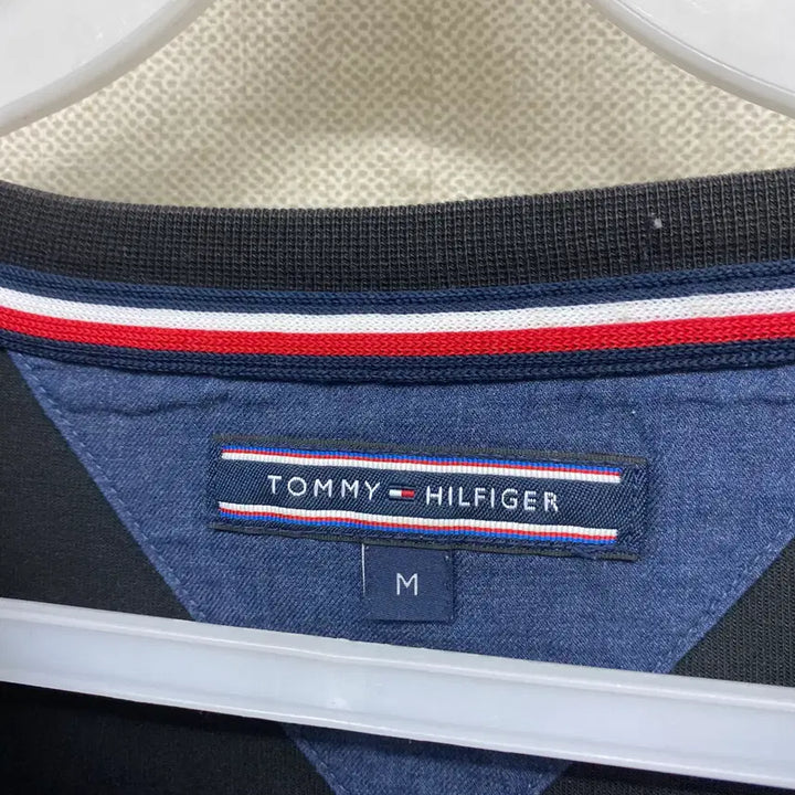 [BUNJANG] Tommy Hilfiger Sweatshirt Size 95 / 타미힐피거 맨투맨 95