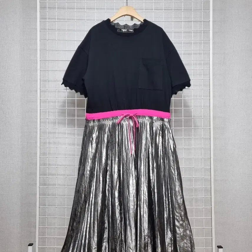 [SOLD OUT] 한섬 THE STORE 블랙 원피스
