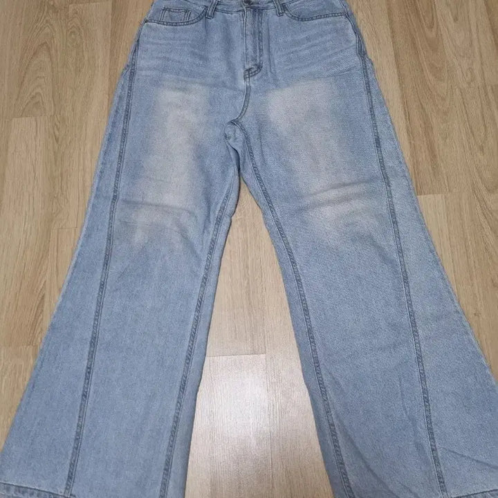 [BUNJANG] Light Wash Wide Leg Denim Pants / 연청 와이드 데님 팬츠