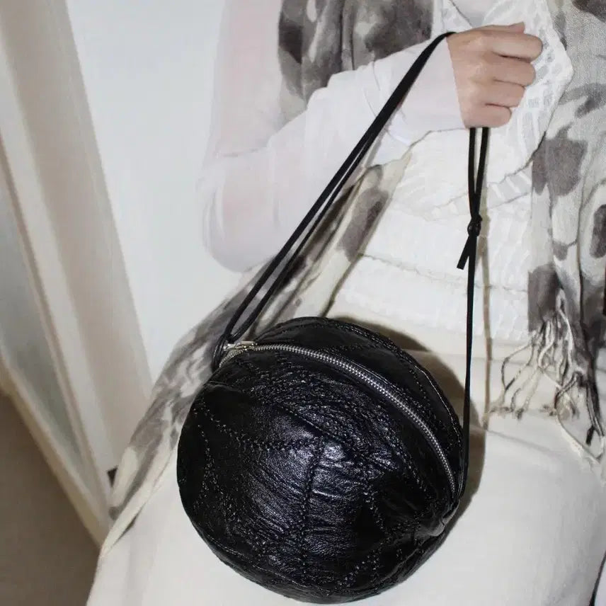 [BUNJANG] Nosmit Rounded Ball Bag Patch Black / 노스밋 볼백 nosmit rounded ballbag 가방
