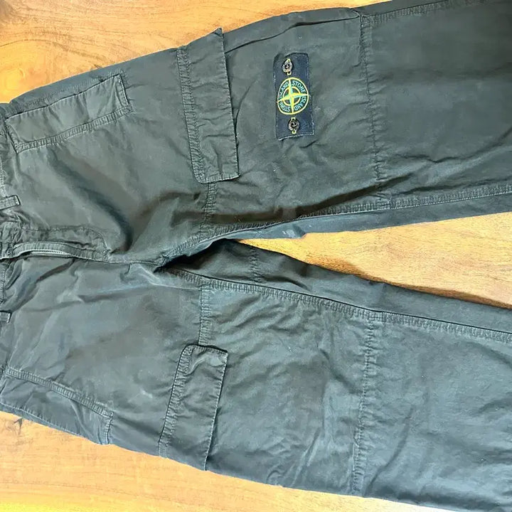 [BUNJANG] Stone Island Old Treatment Cargo Pants Black / (30)스톤 아일랜드 올드 트리트먼트 카고 팬츠 블랙