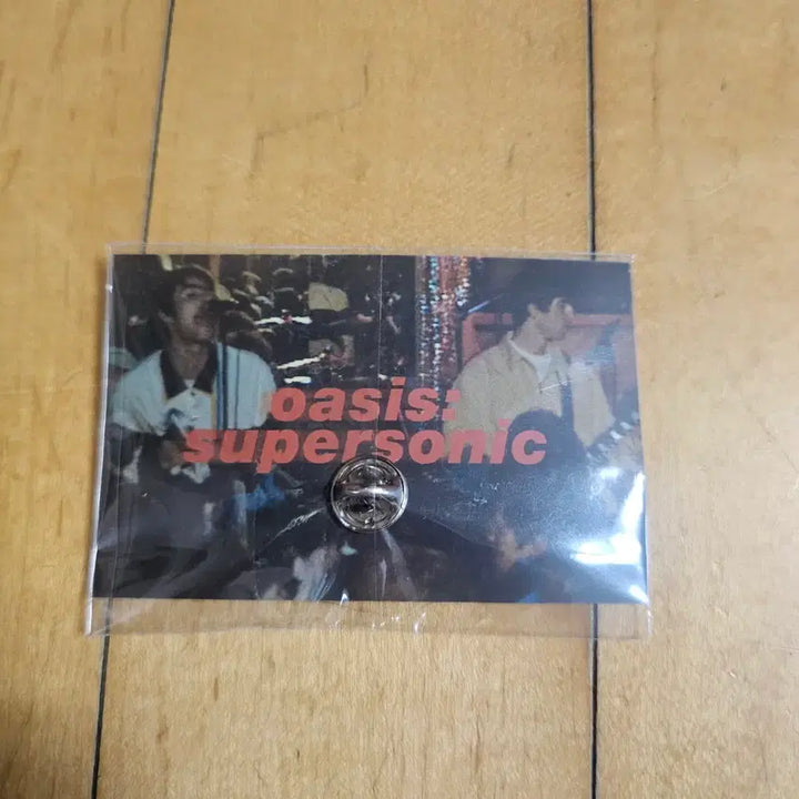 [BUNJANG] Oasis Supersonic Badge / 오아시스 슈퍼소닉 뱃지 판매합니다