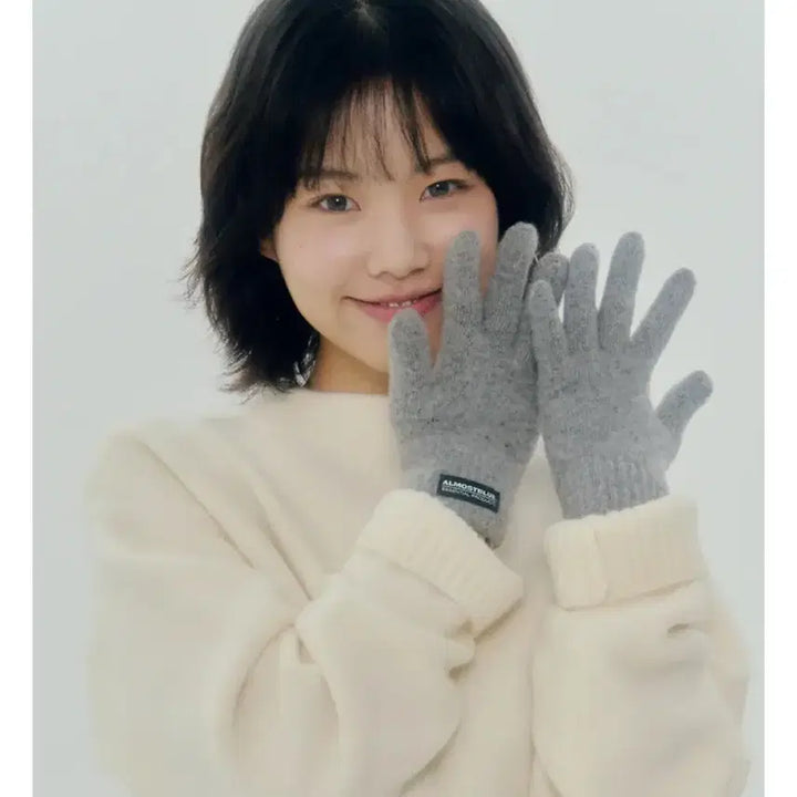 [BUNJANG] Almost Blue Knit Wool Gloves Gray / (상태최상) 얼모스트블루 니트 장갑 울장갑 회색 그레이
