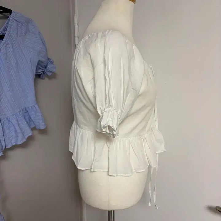 [BUNJANG] Ethnic Frill Blouse - White / (공장재고정리/새상품)에스닉 프릴 블라우스 화이트