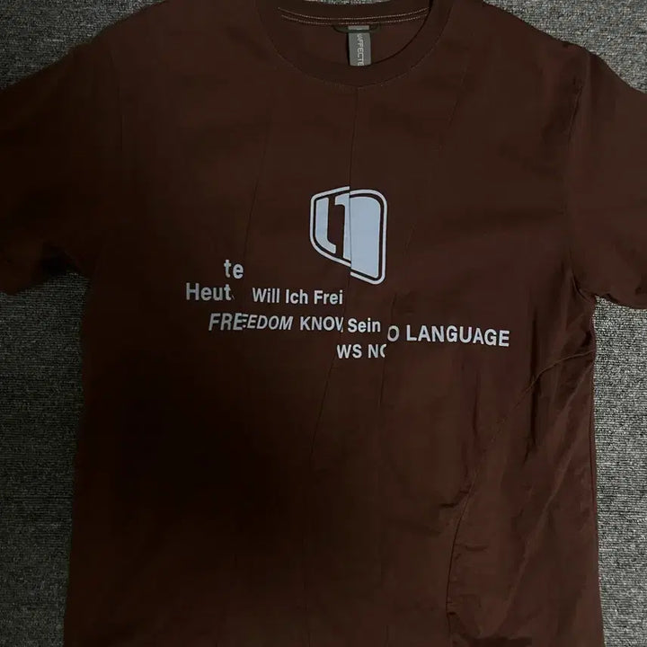 [BUNJANG] Unaffected Short Sleeve T-Shirt M / 언어펙티드 반팔 M
