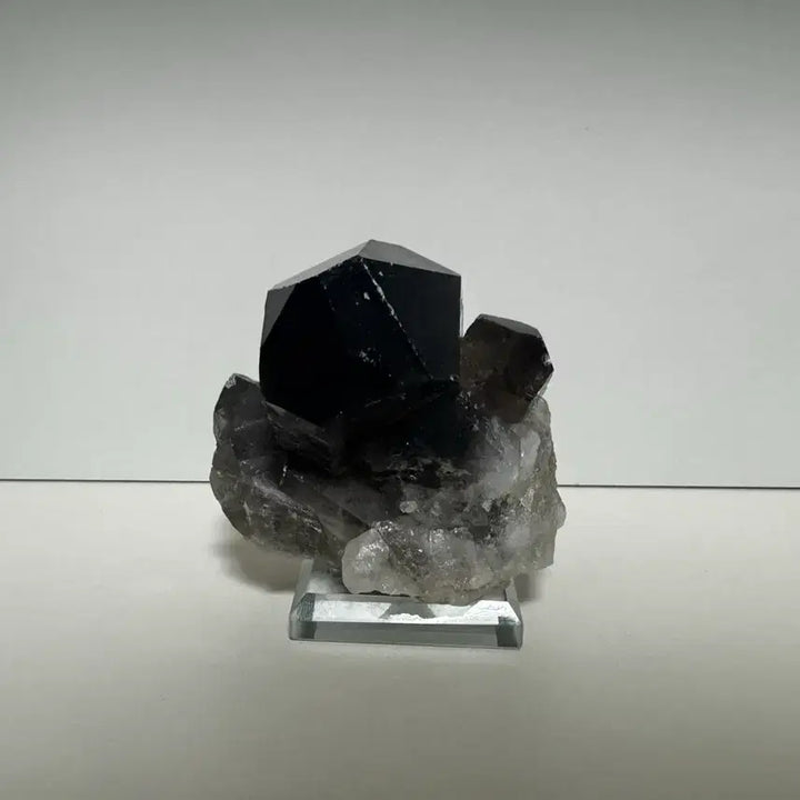 [BUNJANG] Black Amethyst (or Violet Amethyst) Mineral Raw Stone / 흑수정(또는 연수정) 광물 원석 판매합니다.