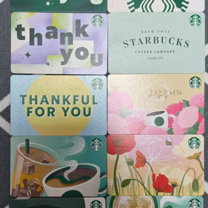 [BUNJANG] Starbucks Card 49 Card Bundle Set / 스타벅스카드 49장 일괄