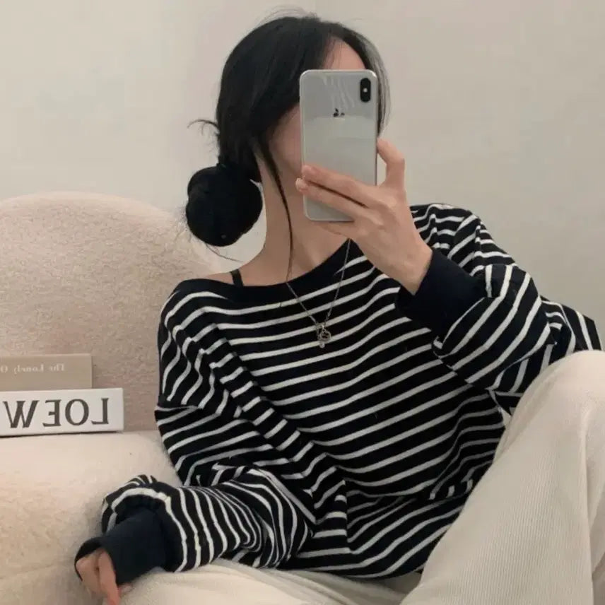 [BUNJANG] Striped Sweatshirt Navy / 단가라 맨투맨 네이비
