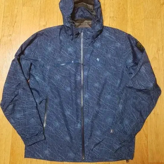 [BUNJANG] Blackyak Gore-Tex Functional Windbreaker Jacket (Size 100) / (정품새옷수준)블랙야크 고어텍스 기능성 바람막이 자켓, 넉넉한 100,