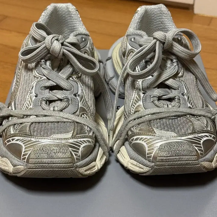 [BUNJANG] Balenciaga 3XL Sneakers Eggshell Size 39 / 발렌시아가 3xl 에그쉘 39 풀박스