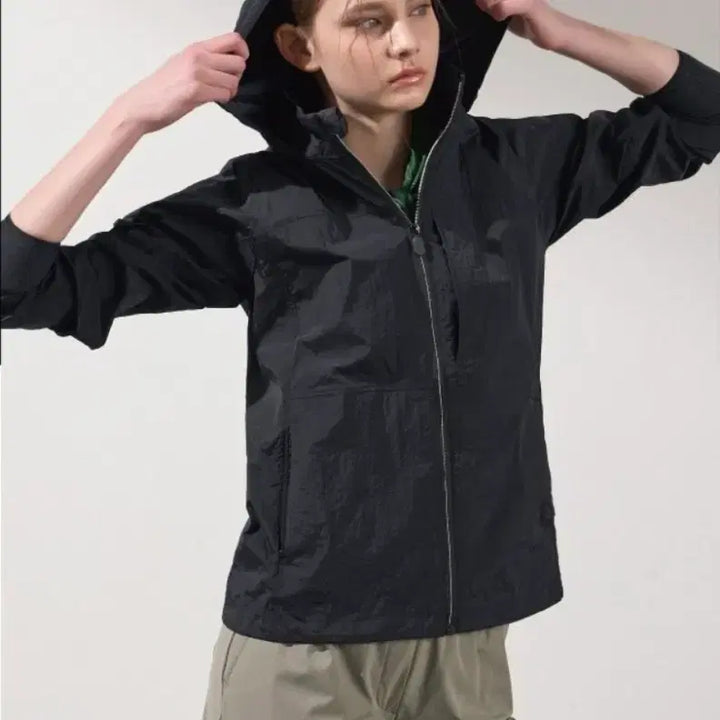 [BUNJANG] Feltics Hooded Windbreaker Jumper Size 55 / 펠틱스 후드 바람막이 점퍼55