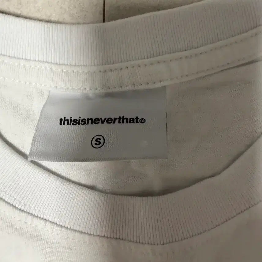 [BUNJANG] thisisneverthat White Short Sleeve T-Shirt Size S / thisisneverthat 화이트 반팔티 S