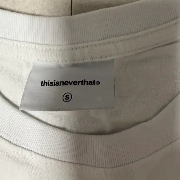 [BUNJANG] thisisneverthat White Short Sleeve T-Shirt Size S / thisisneverthat 화이트 반팔티 S