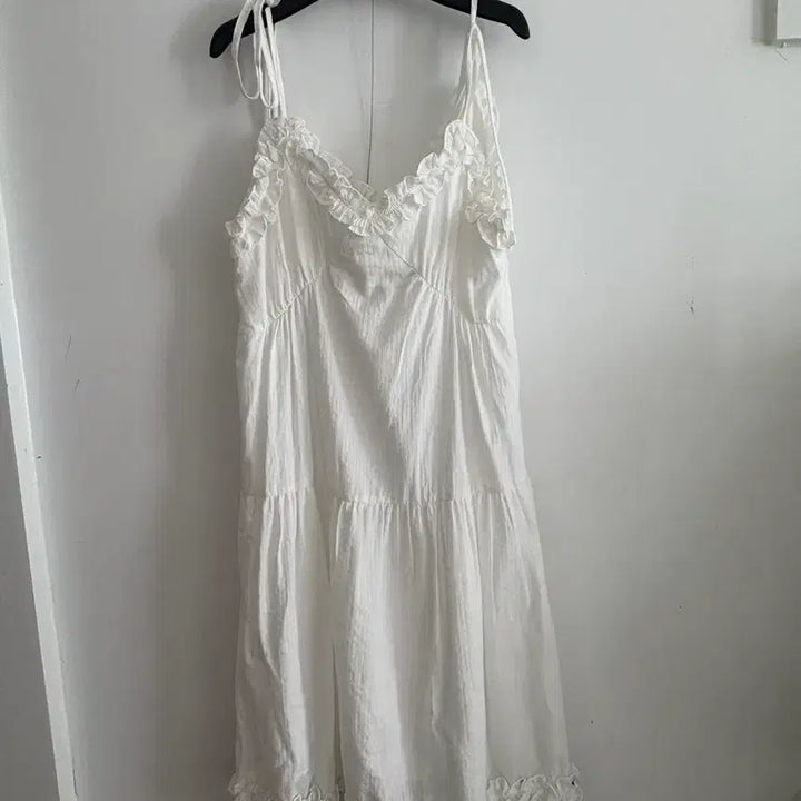 [BUNJANG] So Dingkey Bread Frill Midi Dress / 쏘딩키브레드 프릴 원피스