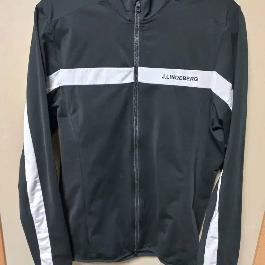 [BUNJANG] J.Lindeberg Golf Big Logo Zip-Up Jacket / 제이린드버그 골프  빅 로고 짚업 자켓 S